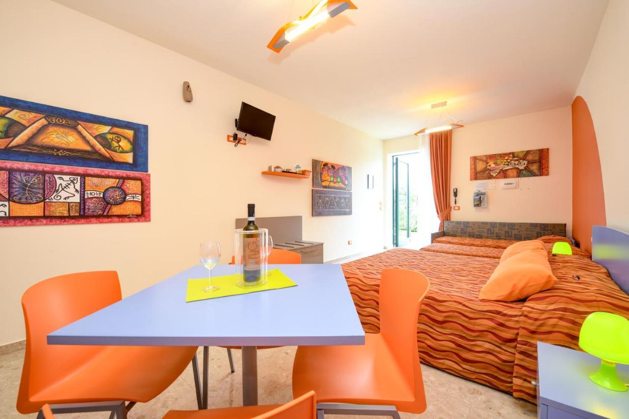 La Forgia Apartments Peschiera del Garda Eksteriør billede